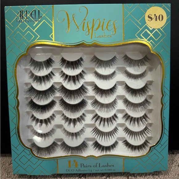 Ardell wispy lashes - Picture 1 of 3